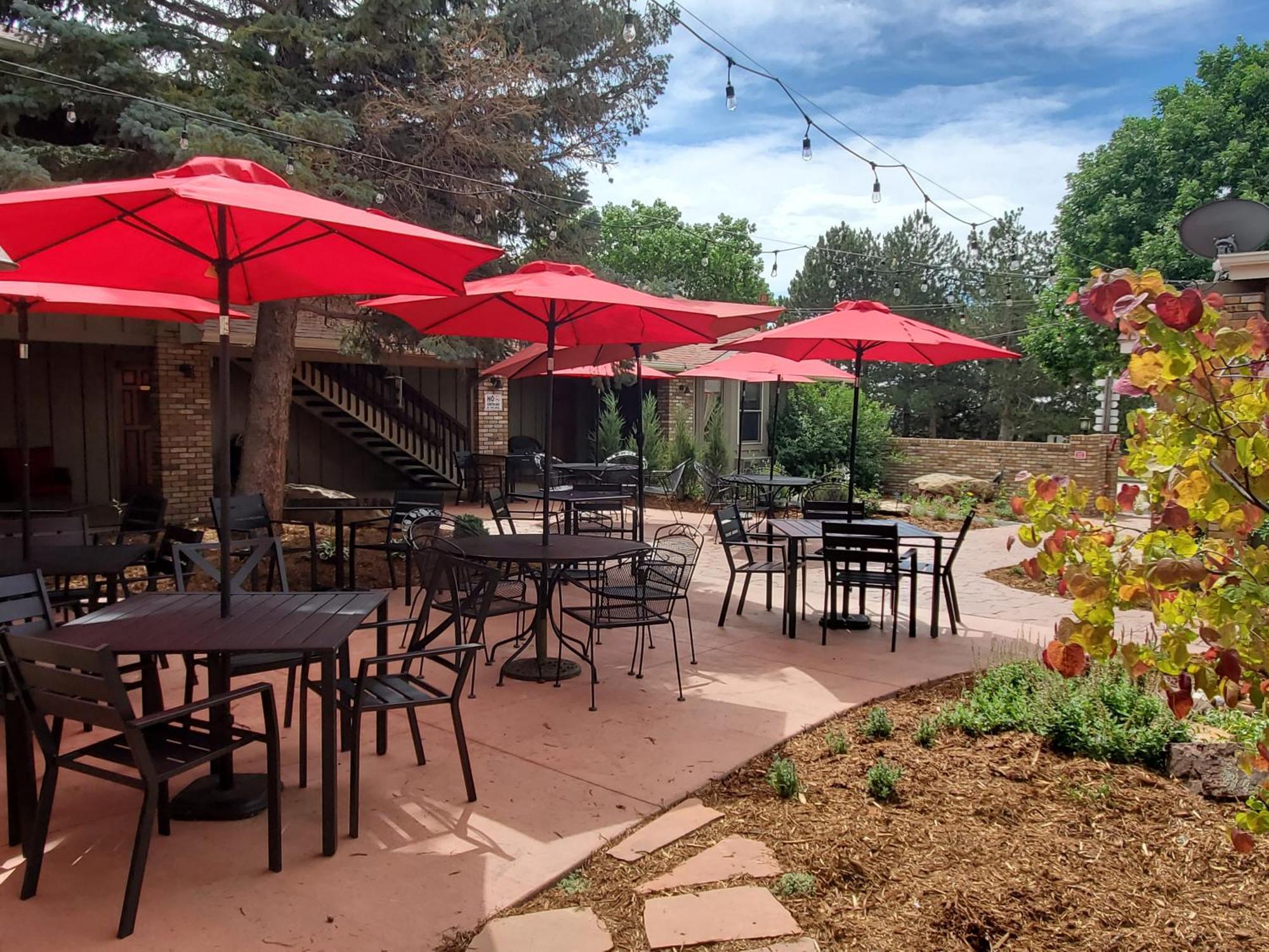Hilltop Inn Broomfield Denver Bagian luar foto