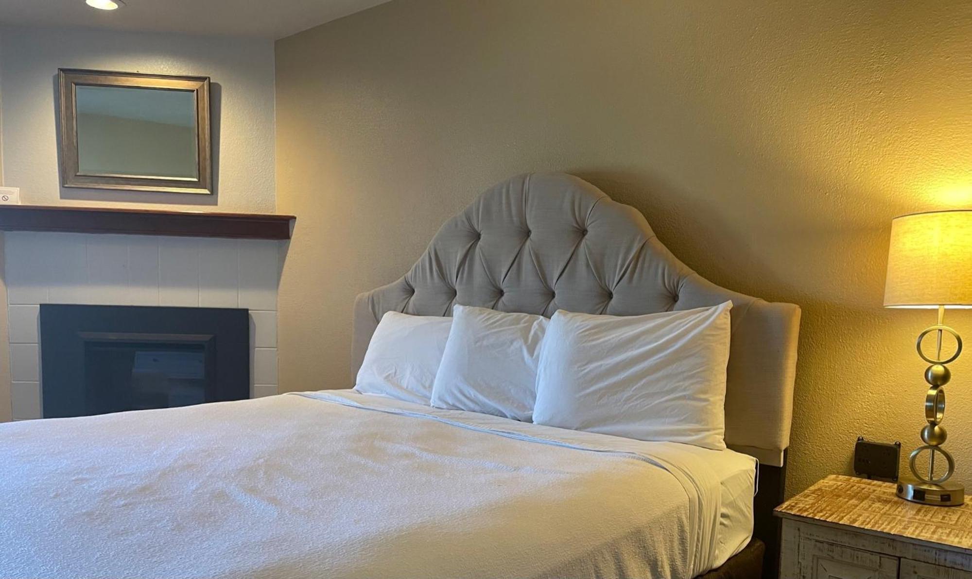 Hilltop Inn Broomfield Denver Bagian luar foto