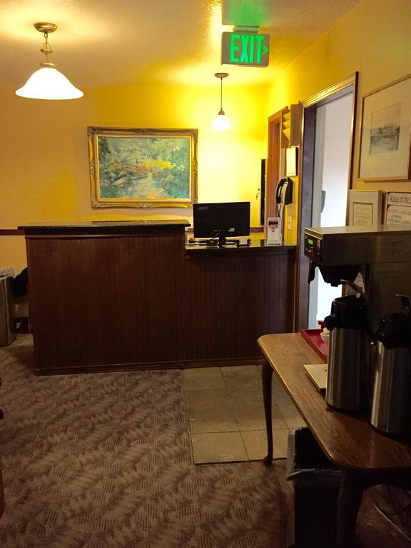 Hilltop Inn Broomfield Denver Bagian luar foto